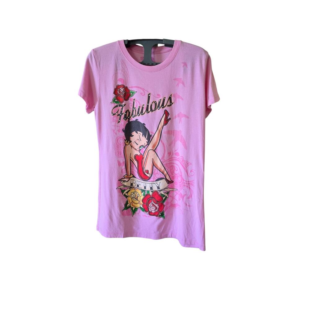 Betty Boop Graphic Tee With Sequins Says XL Definitely a Medium